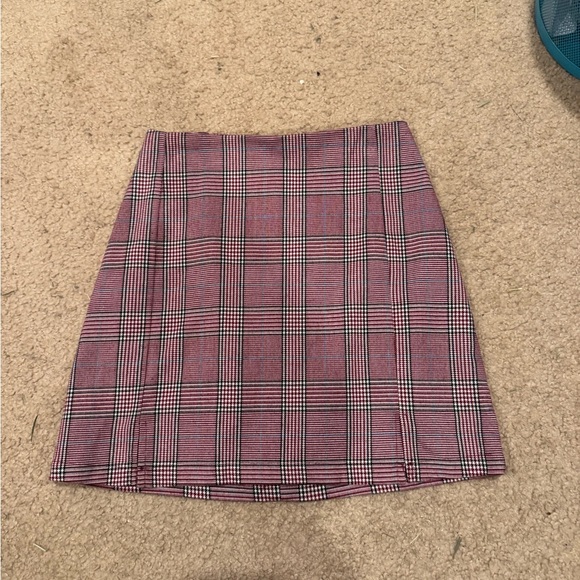 Red Gray A-Line Mini Skirt - Picture 2 of 4
